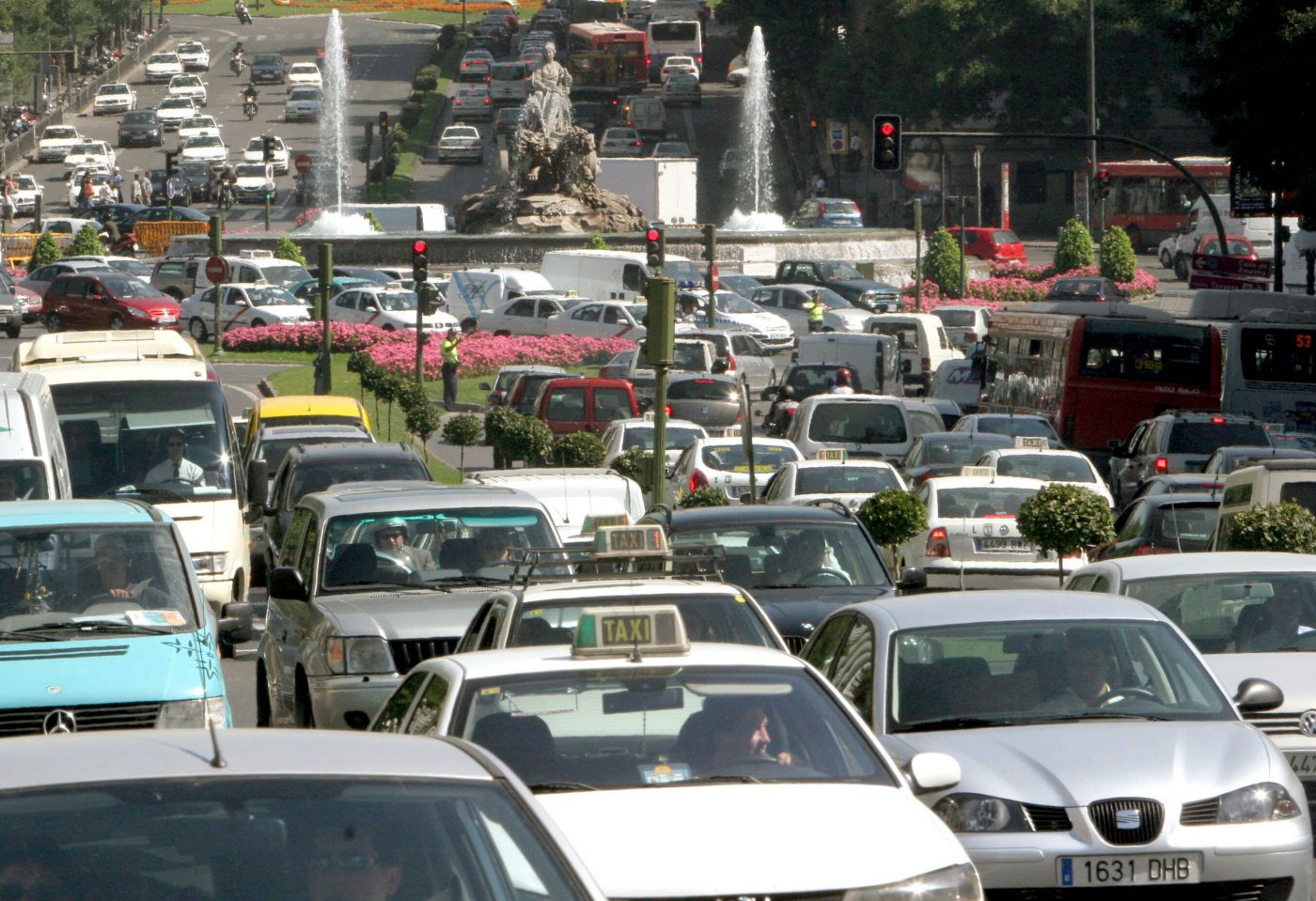 La exposición a la polución se asocia con cambios en el cerebro. / B.R.