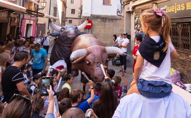 Encierro simulado en La Laurel durante San Mateo. / SONIA TERCERO
