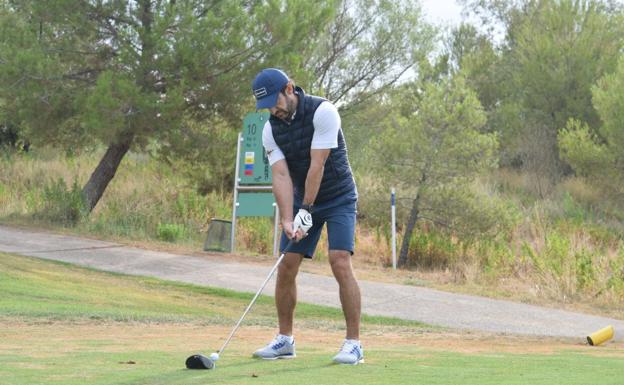 Un torneo anterior en El Campo de Logroño. / MIGUEL HERREROS