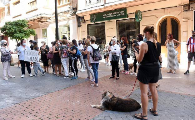 Una manifestación que se celebró por el perro Max./Miguel herreros