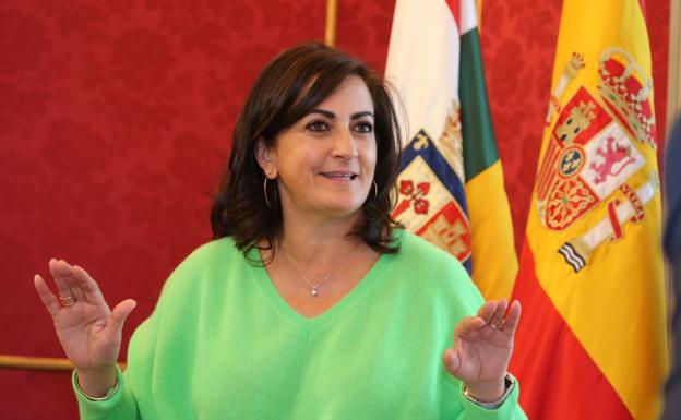 Andreu reitera el apoyo de su Gobierno al Consejo Regulador. / J. MARÍN