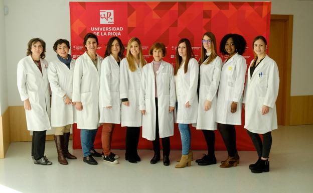 Foto de los integrantes del grupo investigador premiado. / UR