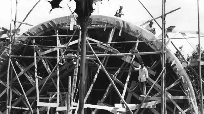 Imagen antes - Una Concha de andamios
