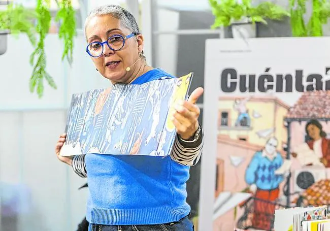 La narradora e ilustradora Cintia Martín, en Santos Ochoa.