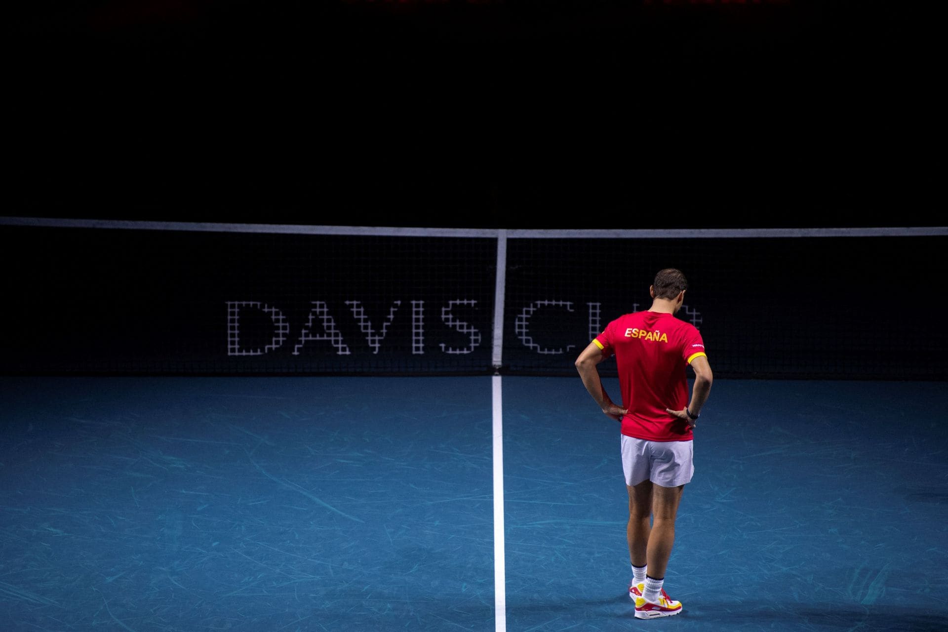 Nadal se despidió en Málaga tras perder en su último partido en la Copa Davis. La derrota no empaña ni un ápice su brillante trayectoria.