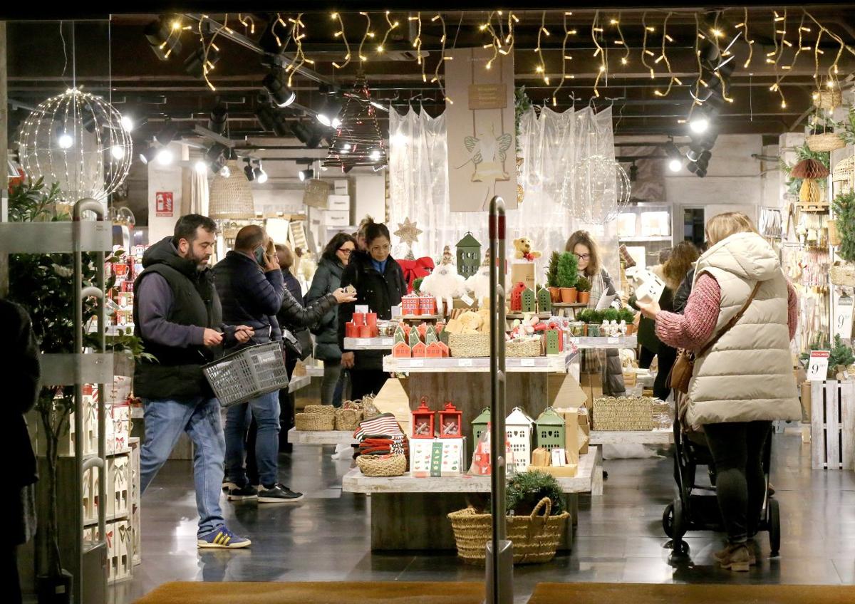 Imagen secundaria 1 - Una Navidad menos casera y más consumista