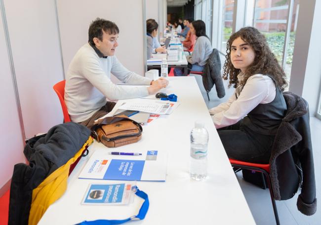 Gorka Madrid (Ramondin) habla con Natalia Guijarro.