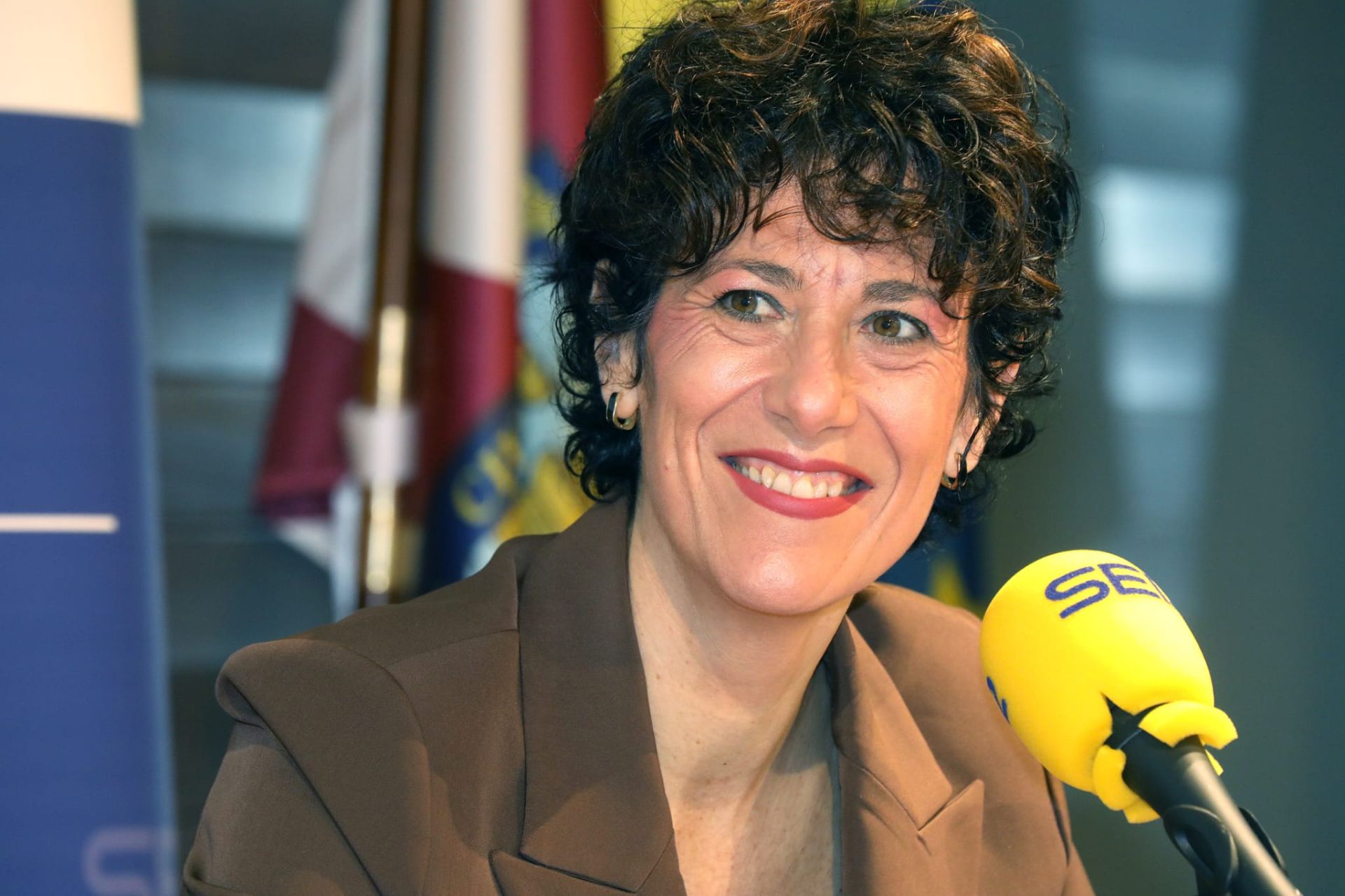 Elma Saiz, ministra de Inclusión, ha participado en el Foro Radio Rioja.
