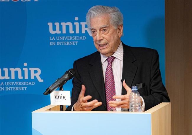 Presentación de la cátedra Vargas Llosa de UNIR, en Madrid.
