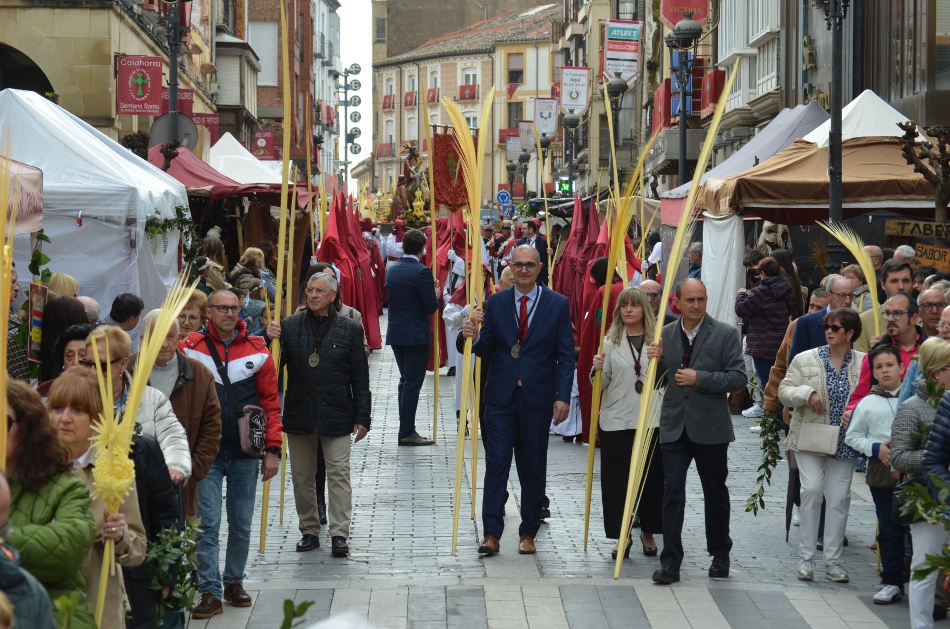 La Borriquilla recorre las calles de Calahorra