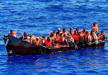 Von der Leyen quiere acelerar la expulsión de migrantes irregulares y prohibir su entrada a la UE