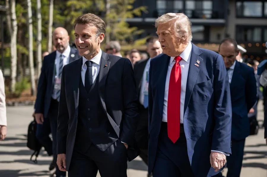 Donald Trump y el francés Emmanuel Macron, durante la reunión del G7.