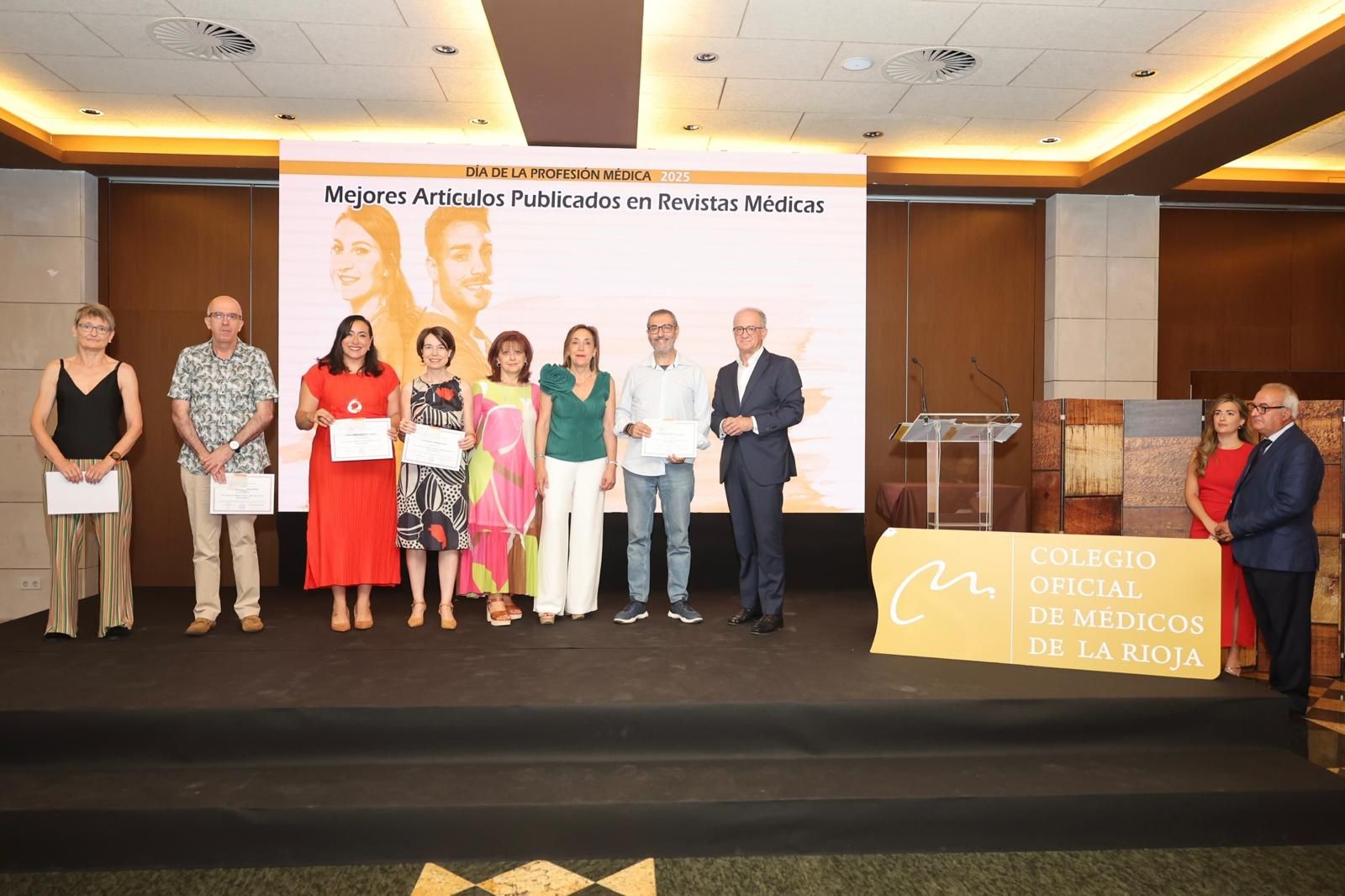 También hubo tiempo para destacar a los autores de los mejores artículos publicados en revistas médicas.