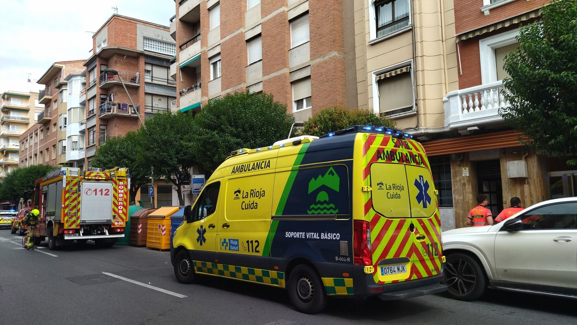 Parte del dispositivo que a mediodía ha sorprendido a los vecinos de Pérez Galdós.