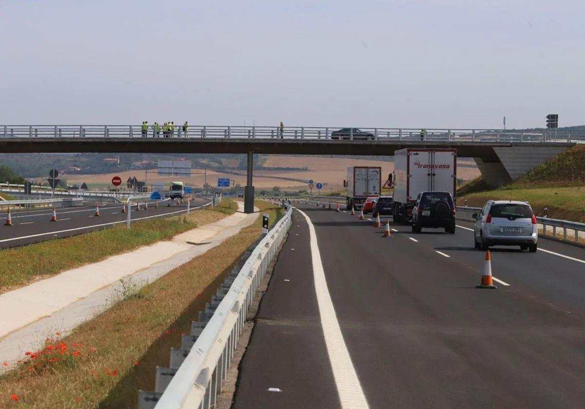 Fallecen dos jóvenes de 22 años en un accidente en la N-124 a la altura de Berantevilla, a pocos kilómetros de las Conchas de Haro
