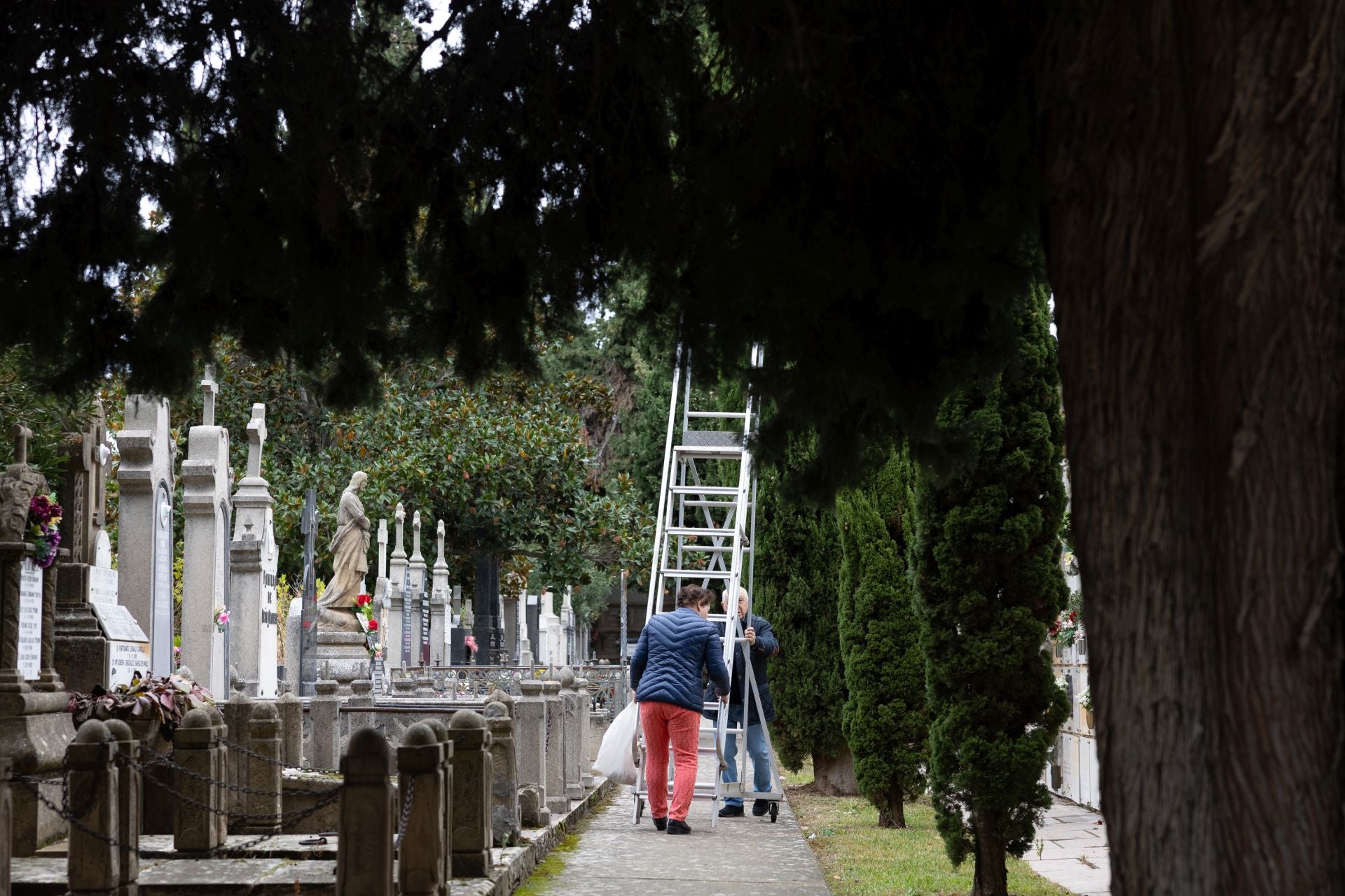 Logroño recuerda a sus fallecidos