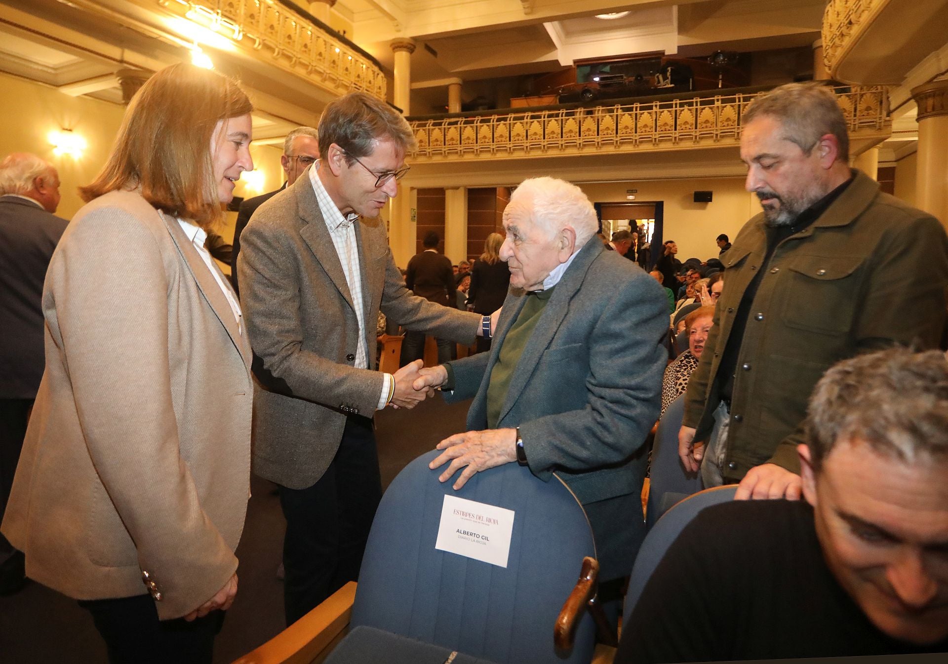 Estreno por todo lo alto del documental 'Estirpes del Rioja, la pasión que se hereda'