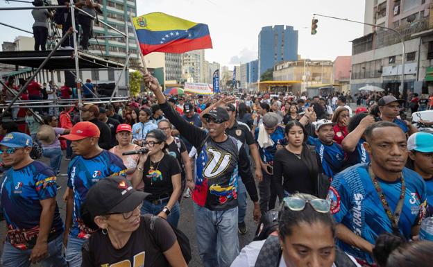 Manifestación a favor del régimen chavista y en contra de una posible intervención estadounidense.